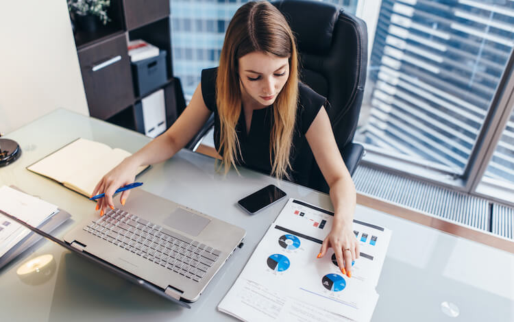 eSports iş danışmanı