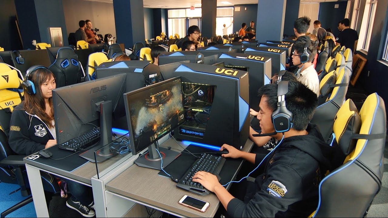 UCI e-spor programı