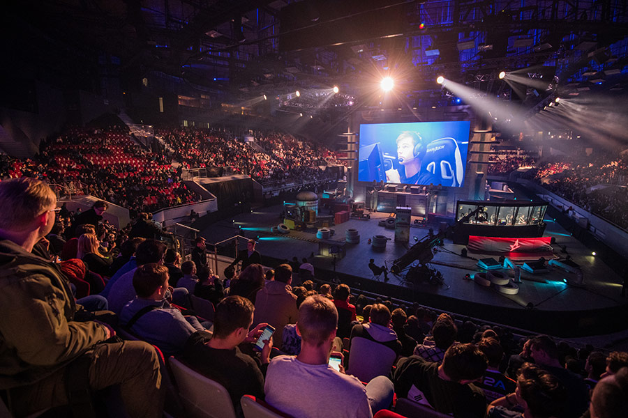 spor-vs-competition-is-esports-a-sport" data-srcset="https://www.viewsonic.com/library/wp-content/uploads/2019/04/sports-vs-competition-is-esports -a-sport-3.jpg 900w, https://www.viewsonic.com/library/wp-content/uploads/2019/04/sports-vs-competition-is-esports-a-sport-3-300x200. jpg 300w, https://www.viewsonic.com/library/wp-content/uploads/2019/04/sports-vs-competition-is-esports-a-sport-3-768x512.jpg 768w, https:// www.viewsonic.com/library/wp-content/uploads/2019/04/sports-vs-competition-is-esports-a-sport-3-696x464.jpg 696w, https://www.viewsonic.com/library /wp-content/uploads/2019/04/sports-vs-competition-is-esports-a-sport-3-630x420.jpg 630w" data-sizes="(max-width: 900px) 100vw, 900px